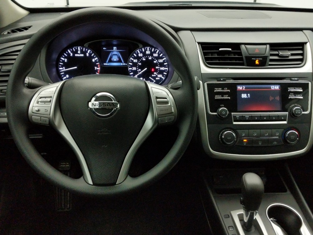 2017 Nissan Altima - Driver Dash