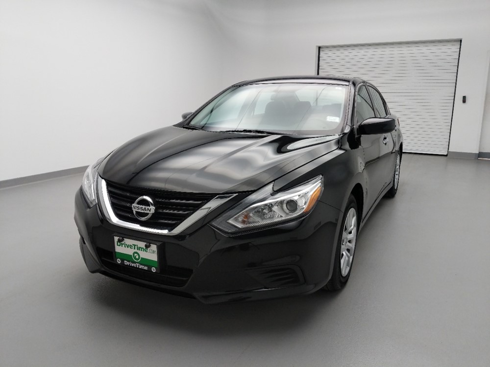 2017 Nissan Altima - Driver Front Hood