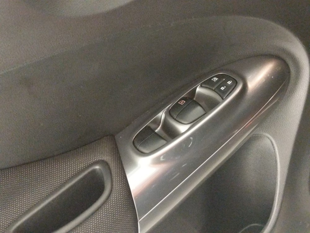 2011 Nissan JUKE - Driver Power Windows/Lock Control