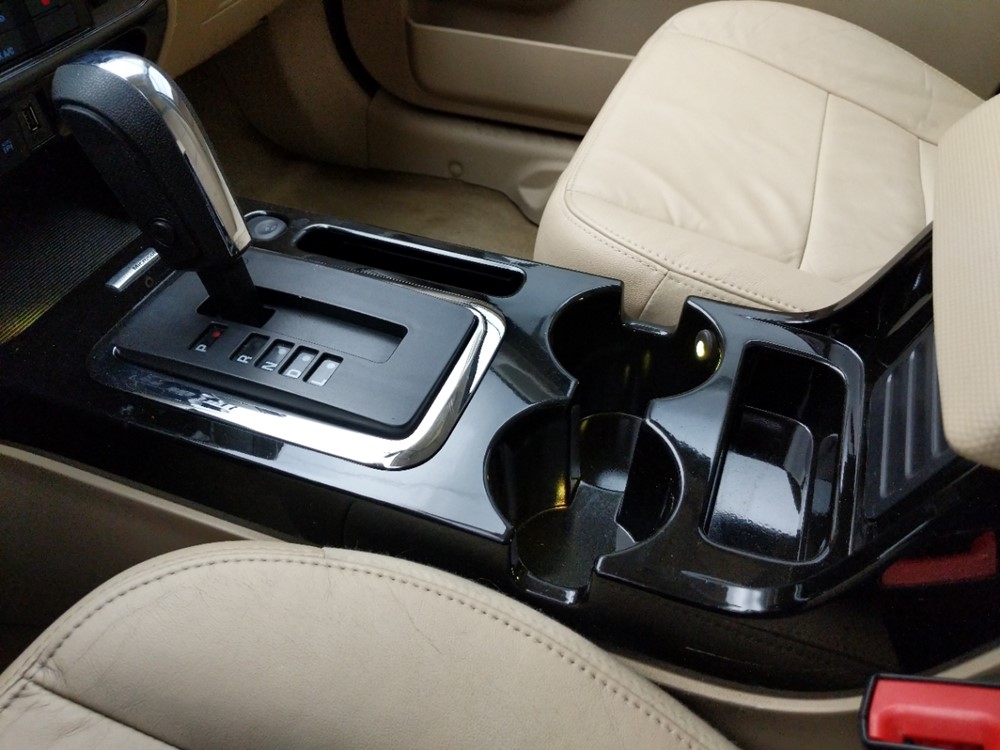 2012 Ford Escape - Center Console/Cup Holders