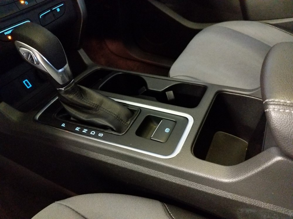 2017 Ford Escape - Center Console/Cup Holders