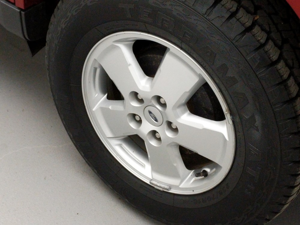 2012 Ford Escape - Wheel