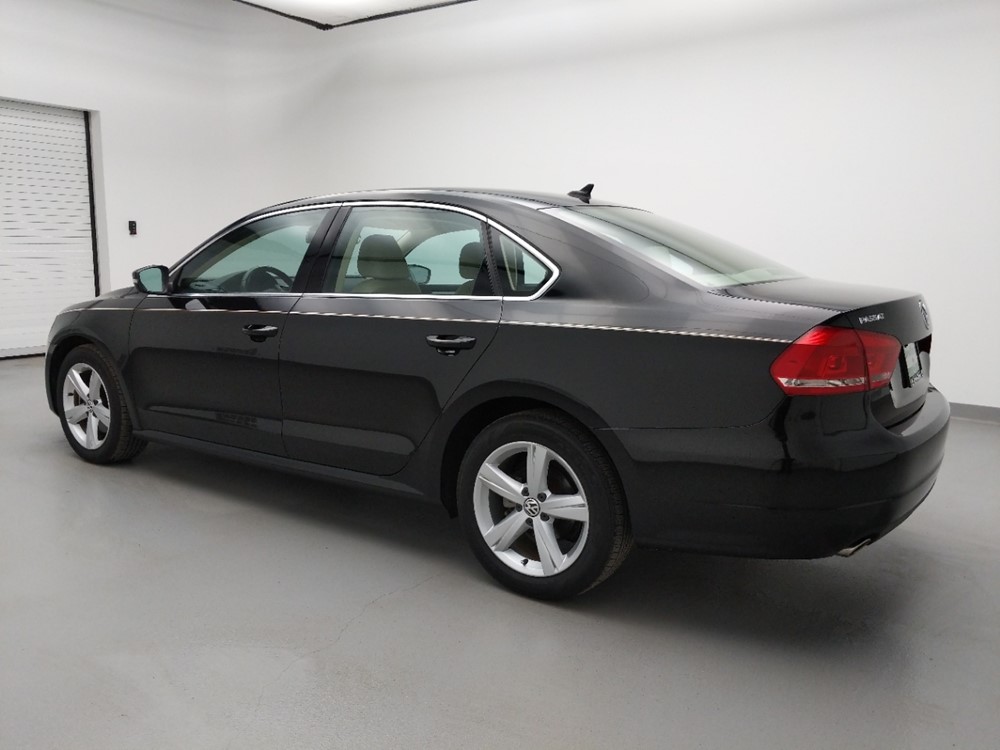 2013 Volkswagen Passat - Driver Rear Side