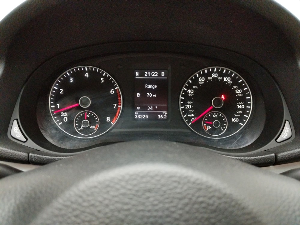 2013 Volkswagen Passat - Odometer Close Up