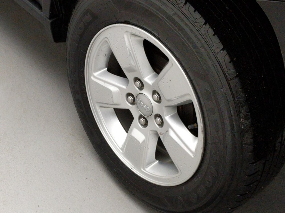 2014 Jeep Compass - Wheel