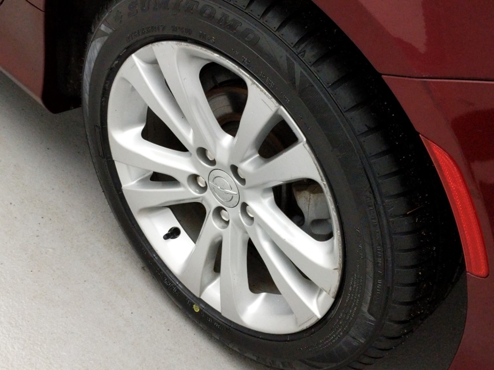 2015 Chrysler 200 - Wheel