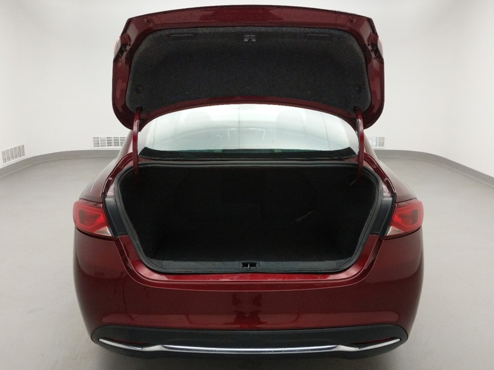 2015 Chrysler 200 - Trunk