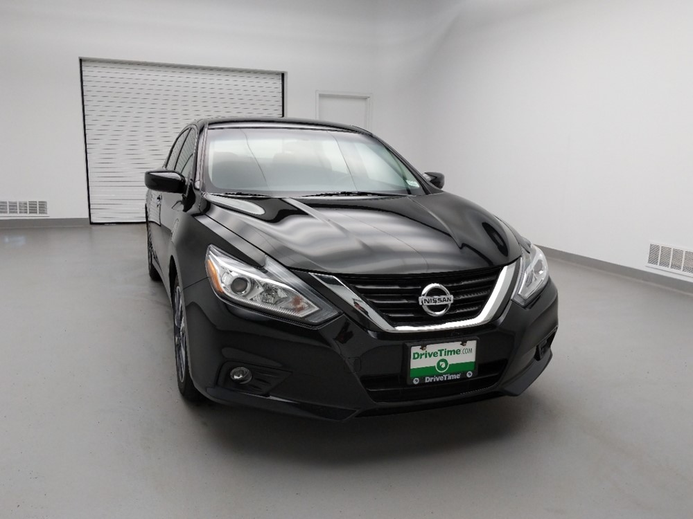 2017 Nissan Altima - Passenger Front Hood
