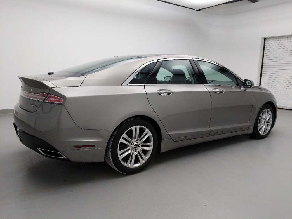 2016 Lincoln MKZ - Passenger Rear Side
