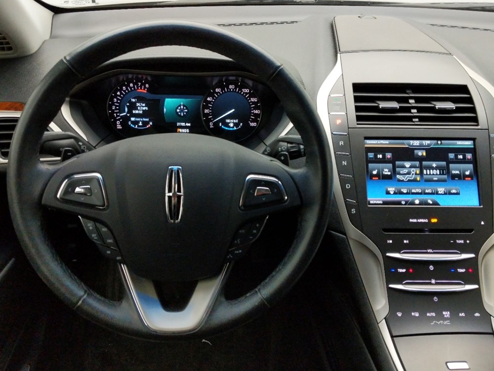 2016 Lincoln MKZ - Driver Dash