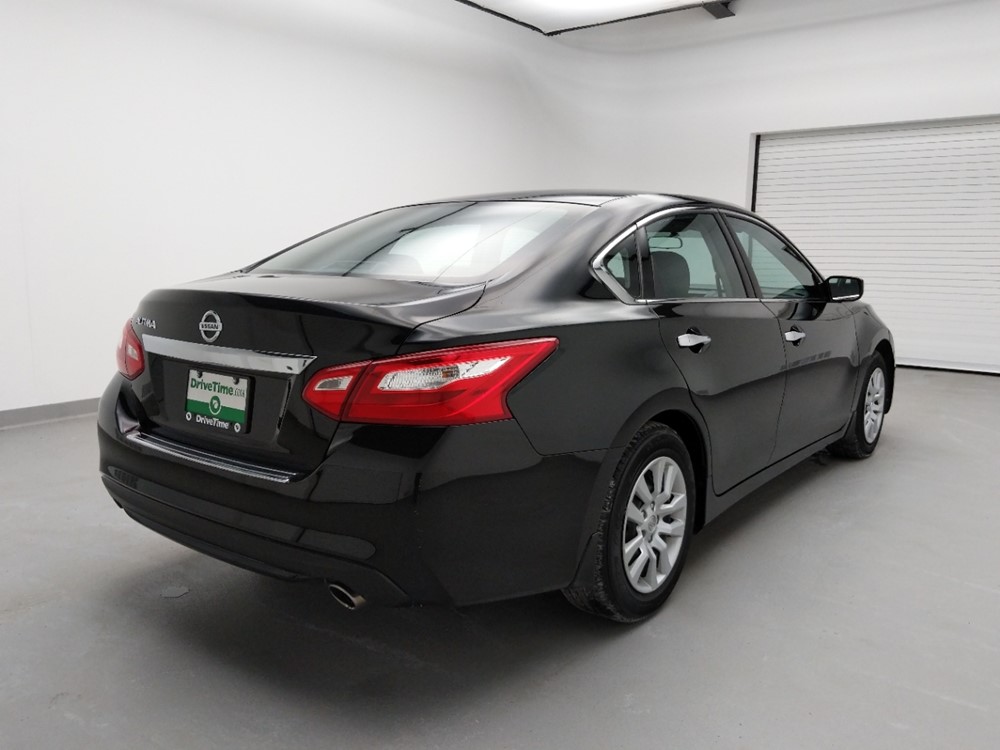 2017 Nissan Altima - Passenger Rear Bumper