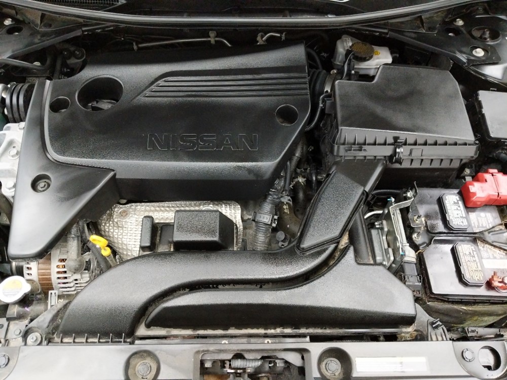2017 Nissan Altima - Engine