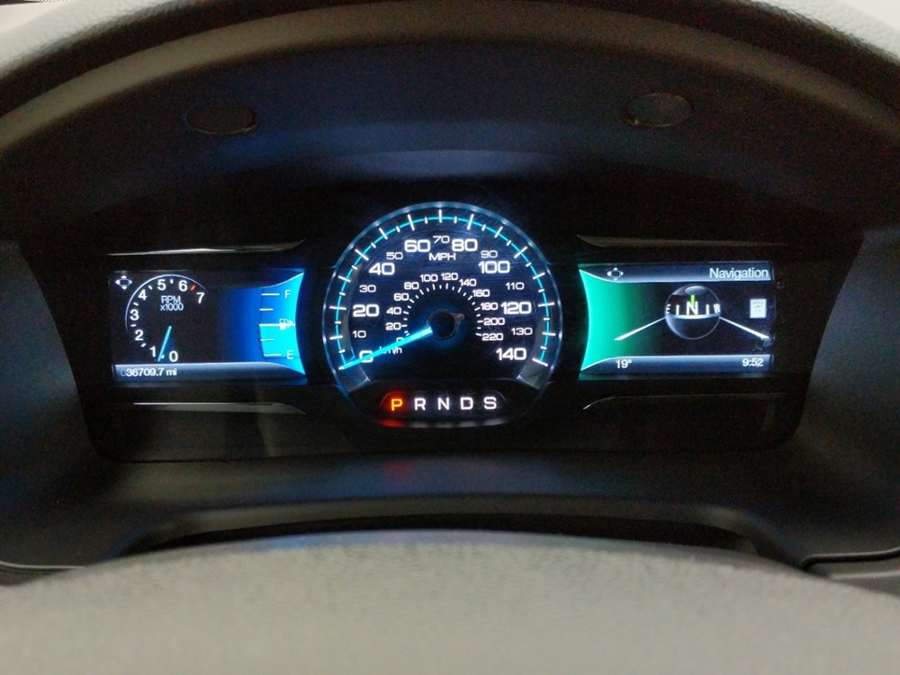 2015 Ford Flex - Odometer Close Up