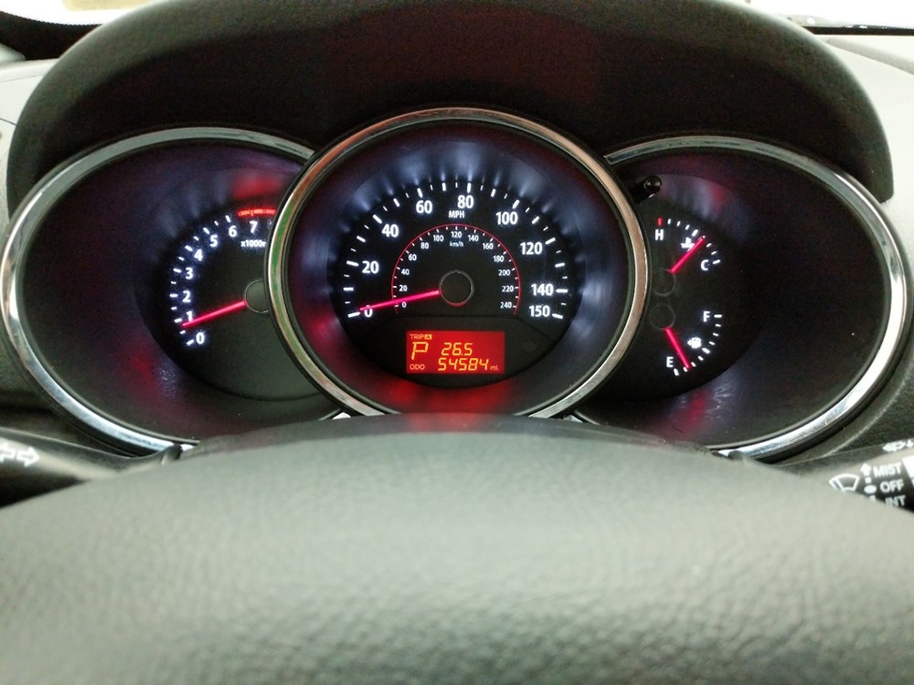 2013 Kia Sorento - Odometer Close Up