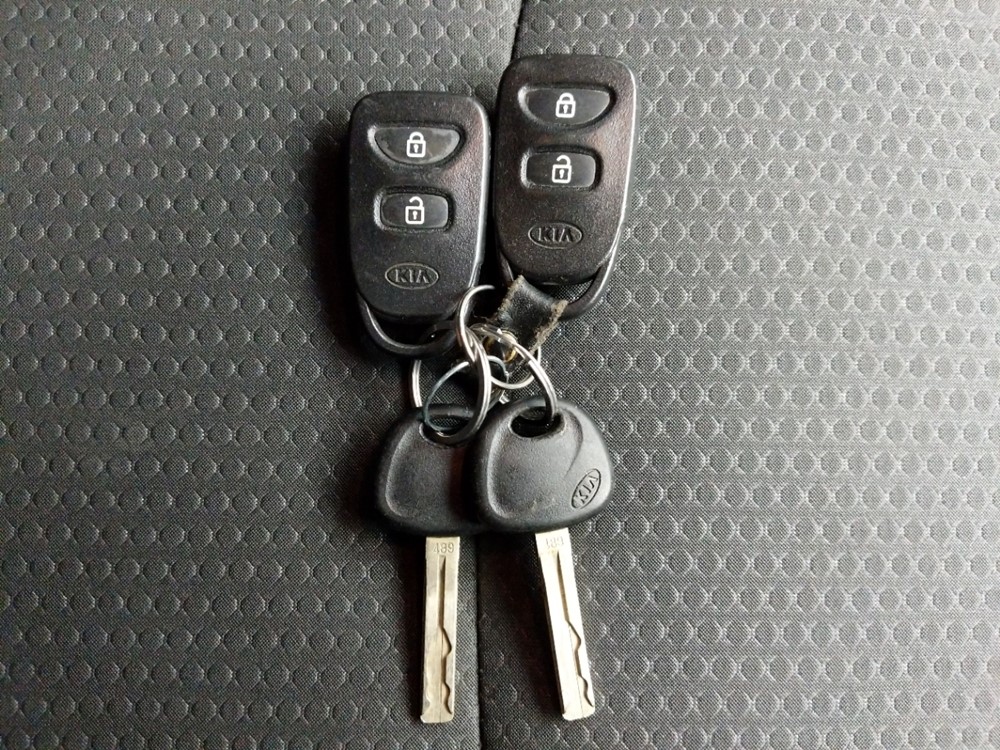 2013 Kia Sorento - Keys
