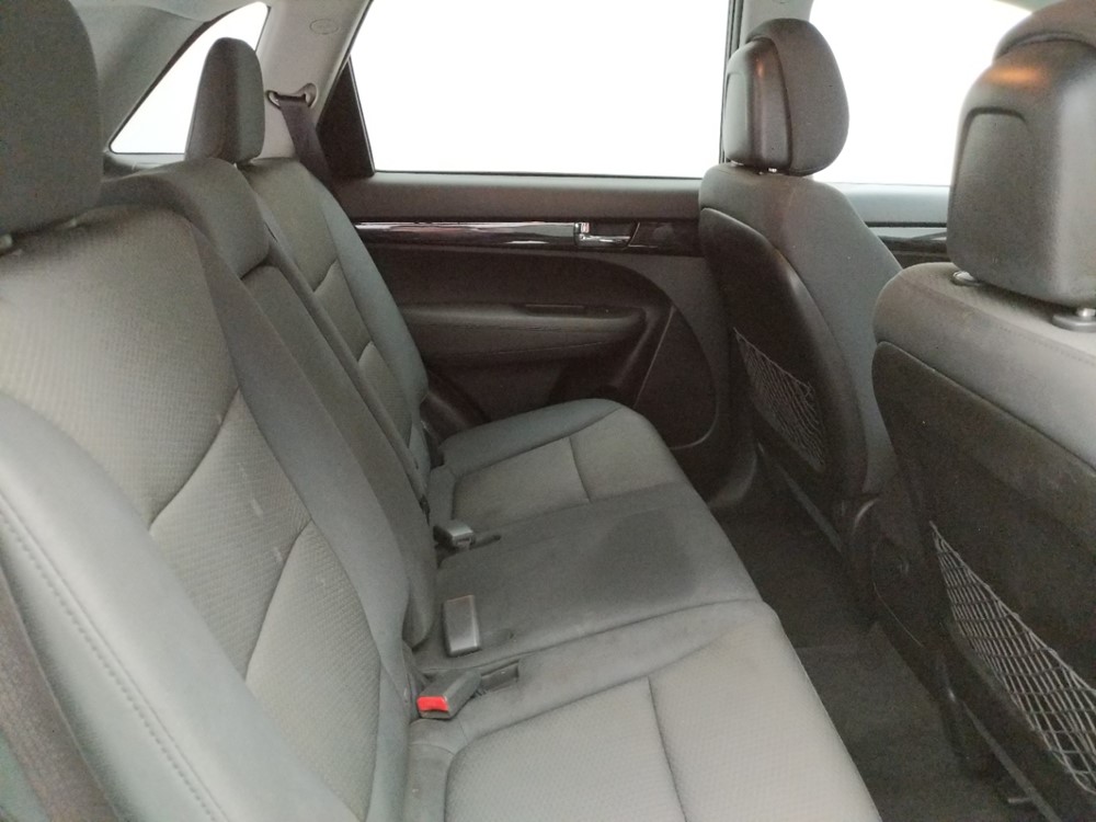 2013 Kia Sorento - Passenger Rear Seat
