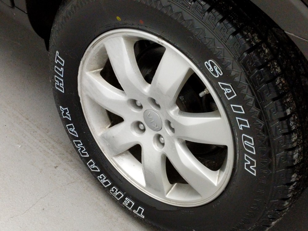 2013 Kia Sorento - Wheel