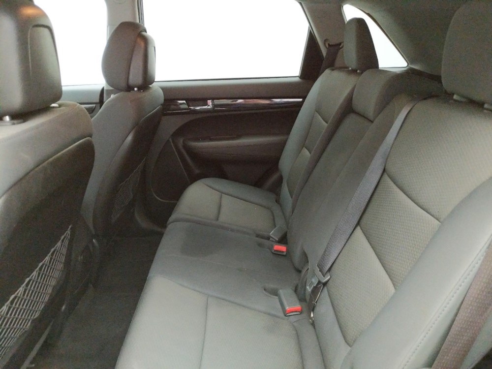 2013 Kia Sorento - Driver Rear Seat