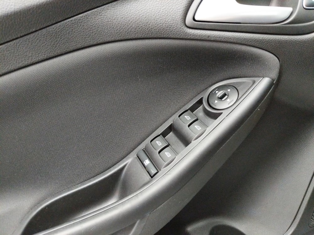 2017 Ford Focus - Driver Power Windows/Lock Control