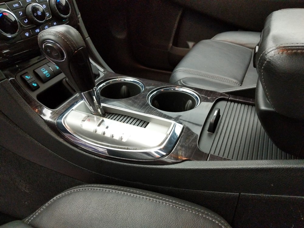 2017 Buick Enclave - Center Console/Cup Holders