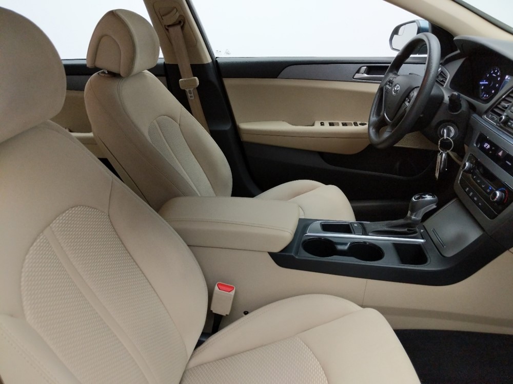 2017 Hyundai Sonata - Passenger Front Seat