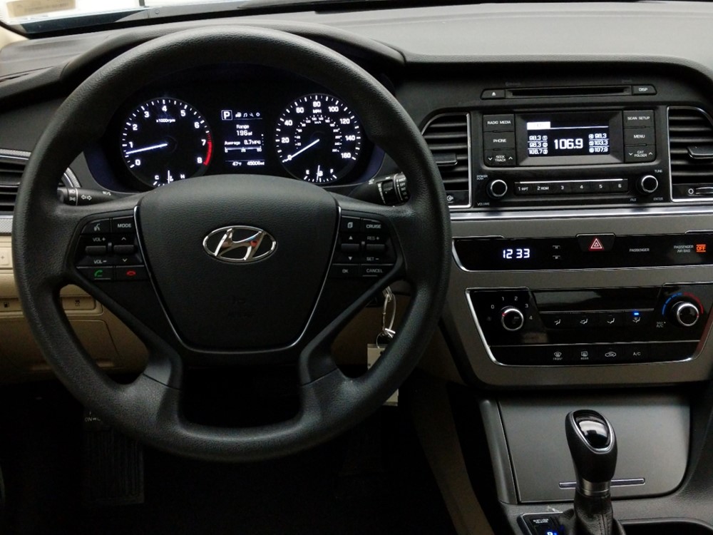 2017 Hyundai Sonata - Driver Dash