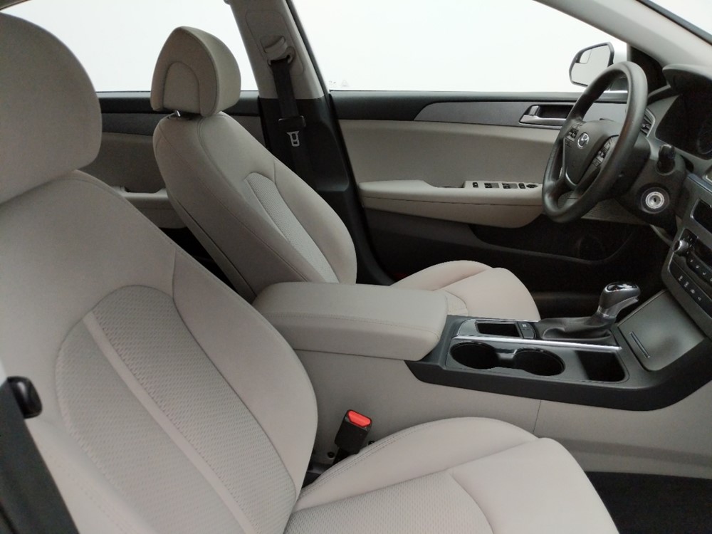 2017 Hyundai Sonata - Passenger Front Seat