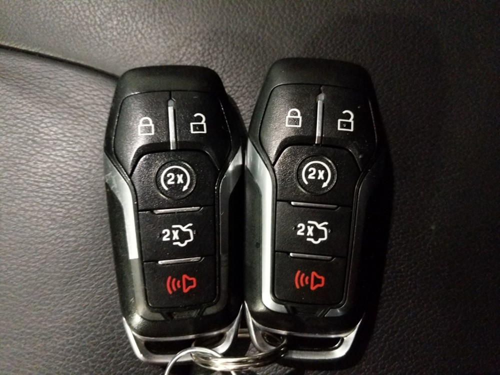 2017 Ford Edge - Keys