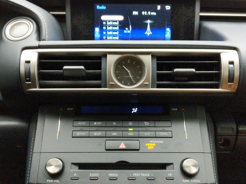2016 Lexus IS 200t - Stereo Package