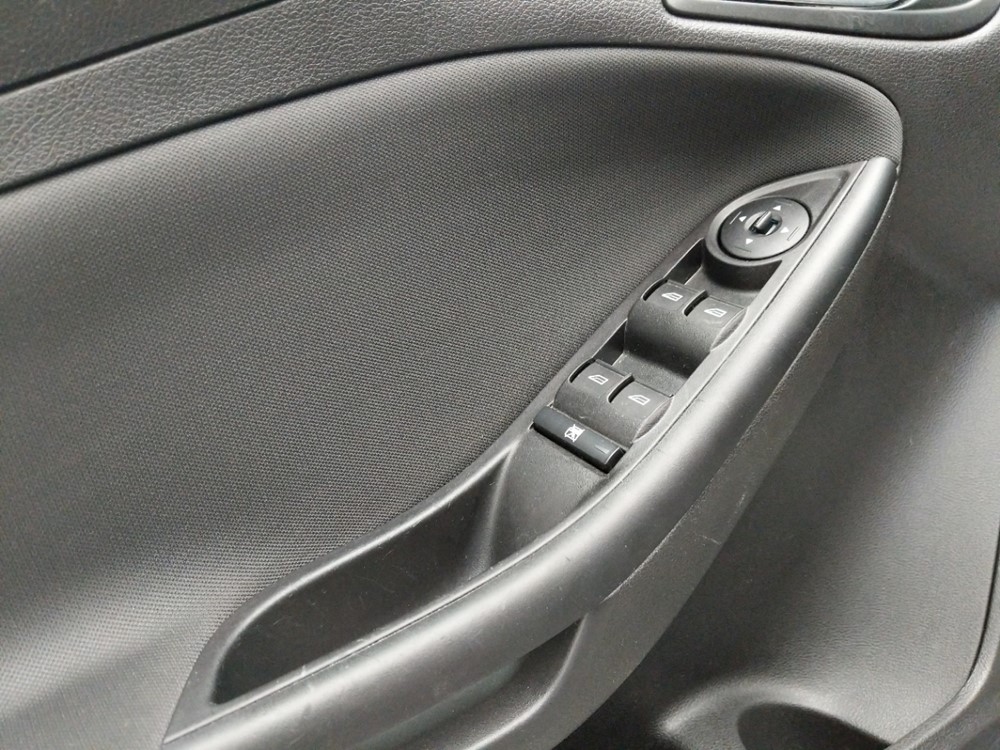 2017 Ford Focus - Driver Power Windows/Lock Control