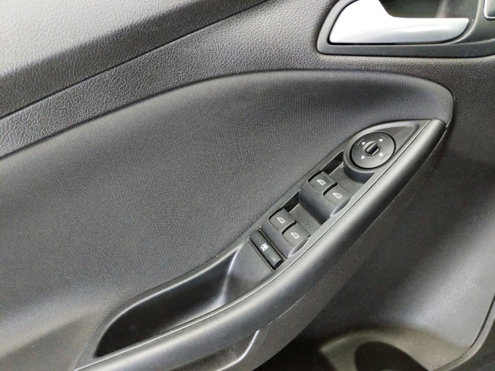 2017 Ford Focus - Driver Power Windows/Lock Control