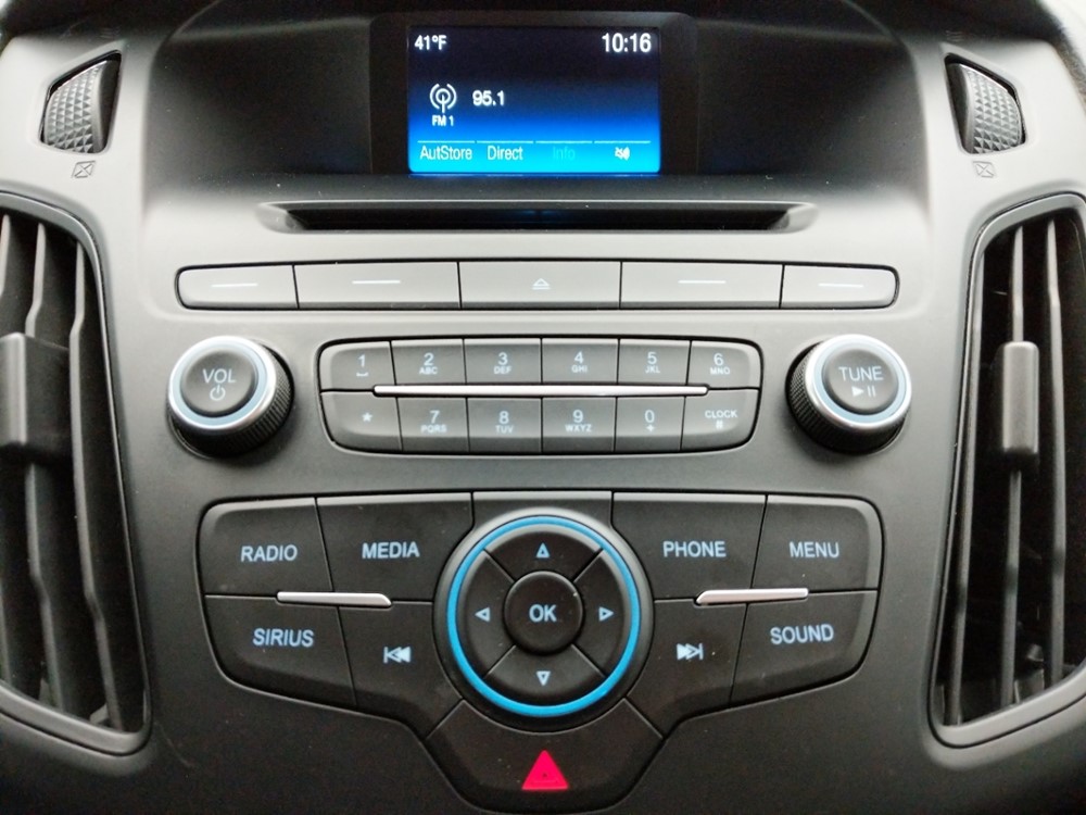 2017 Ford Focus - Stereo Package