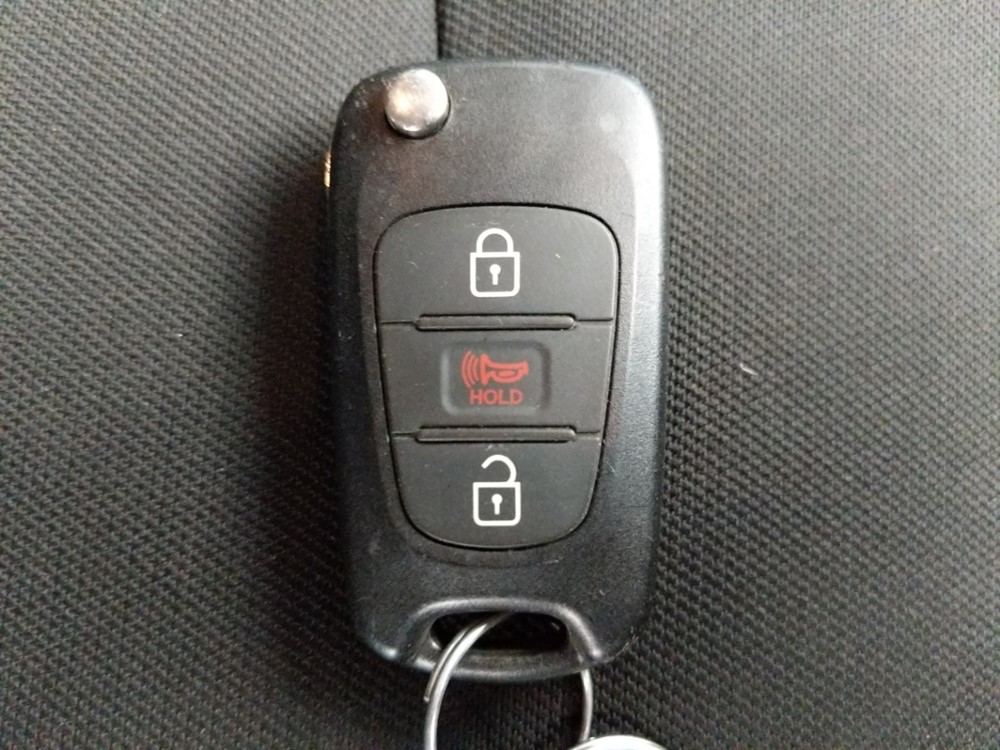 2013 Kia Sportage - Keys