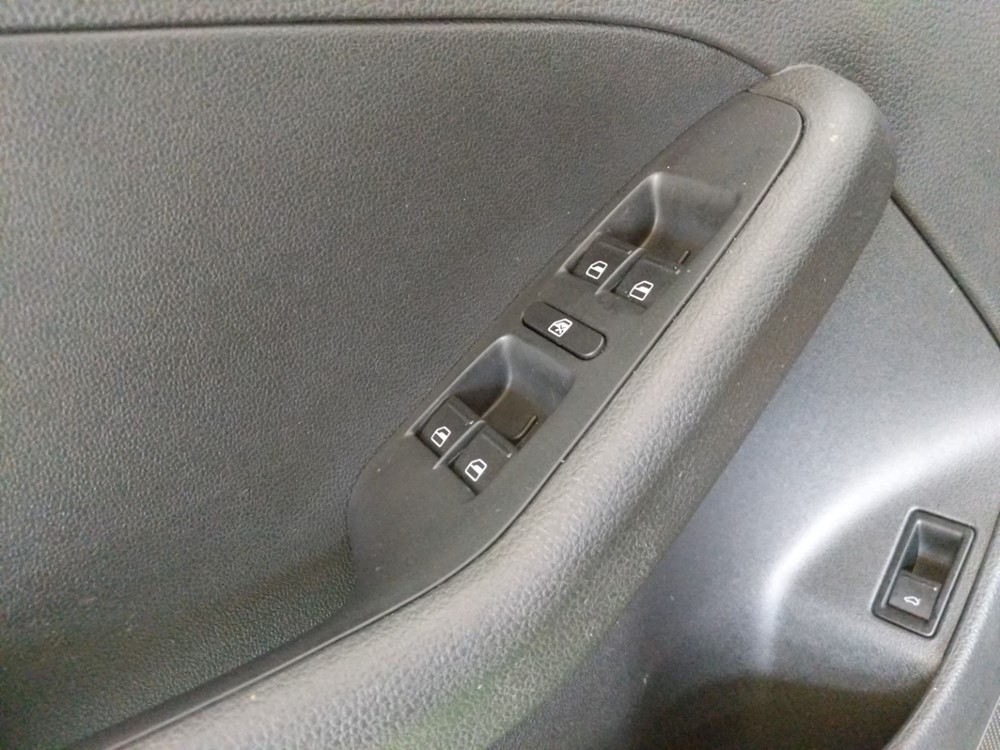 2017 Volkswagen Jetta - Driver Power Windows/Lock Control