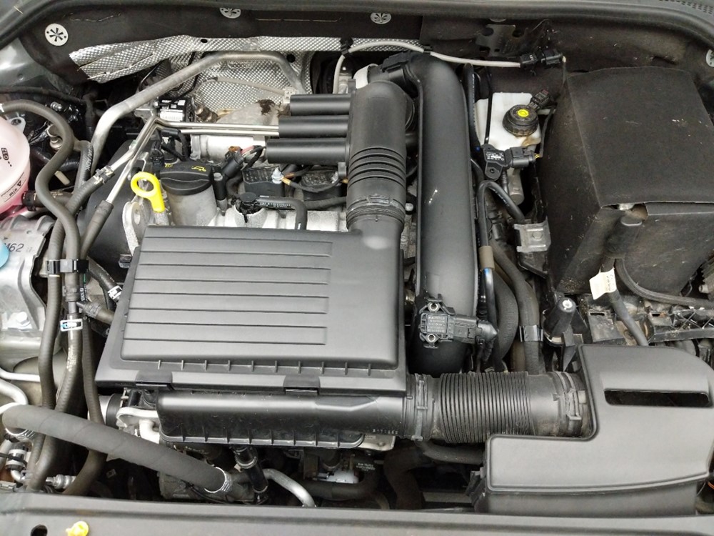 2017 Volkswagen Jetta - Engine