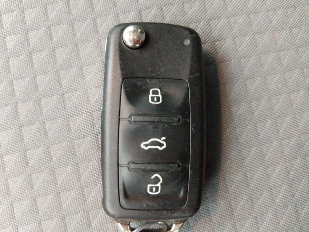 2017 Volkswagen Jetta - Keys