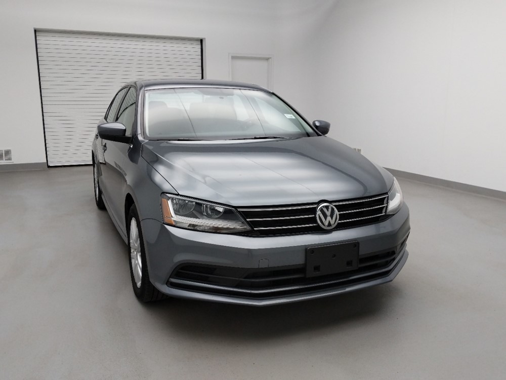 2017 Volkswagen Jetta - Passenger Front Hood