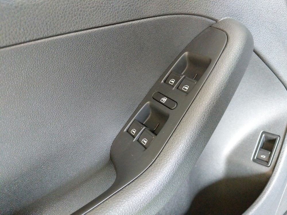 2017 Volkswagen Jetta - Driver Power Windows/Lock Control