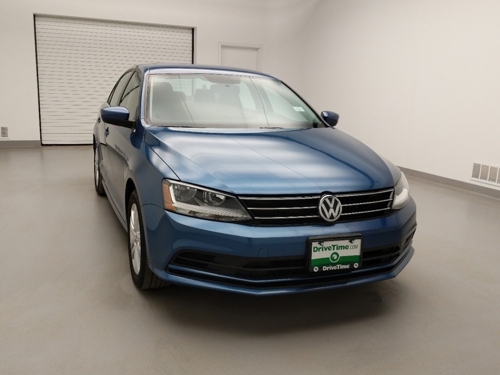 2017 Volkswagen Jetta - Passenger Front Hood
