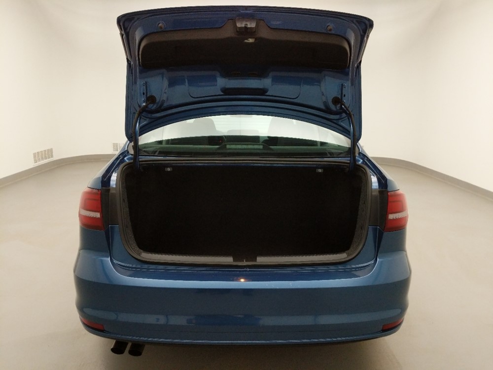 2017 Volkswagen Jetta - Trunk