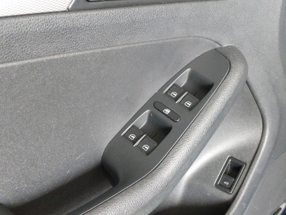 2017 Volkswagen Jetta - Driver Power Windows/Lock Control
