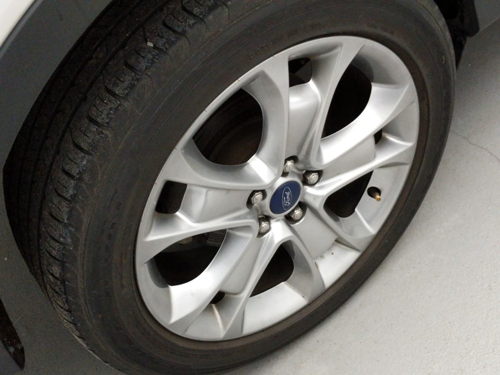 2014 Ford Escape - Wheel