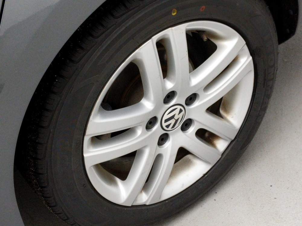 2017 Volkswagen Jetta - Wheel