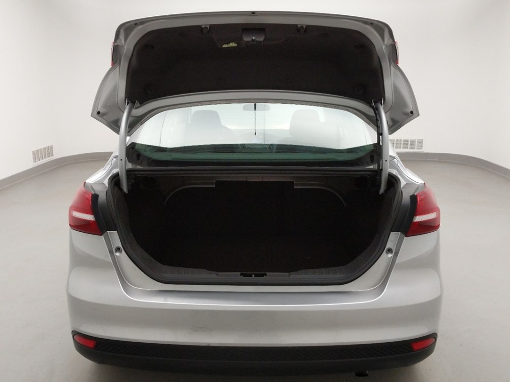 2017 Ford Focus - Trunk