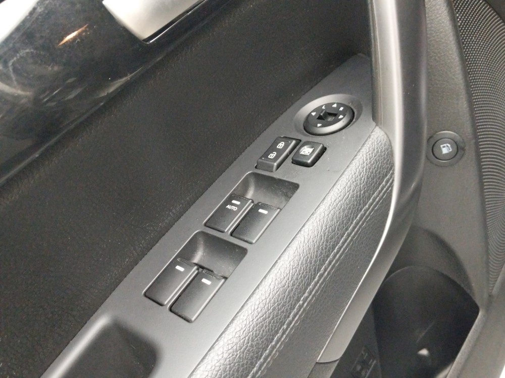 2015 Kia Sorento - Driver Power Windows/Lock Control
