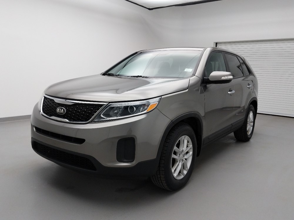 2015 Kia Sorento - Driver Front Bumper