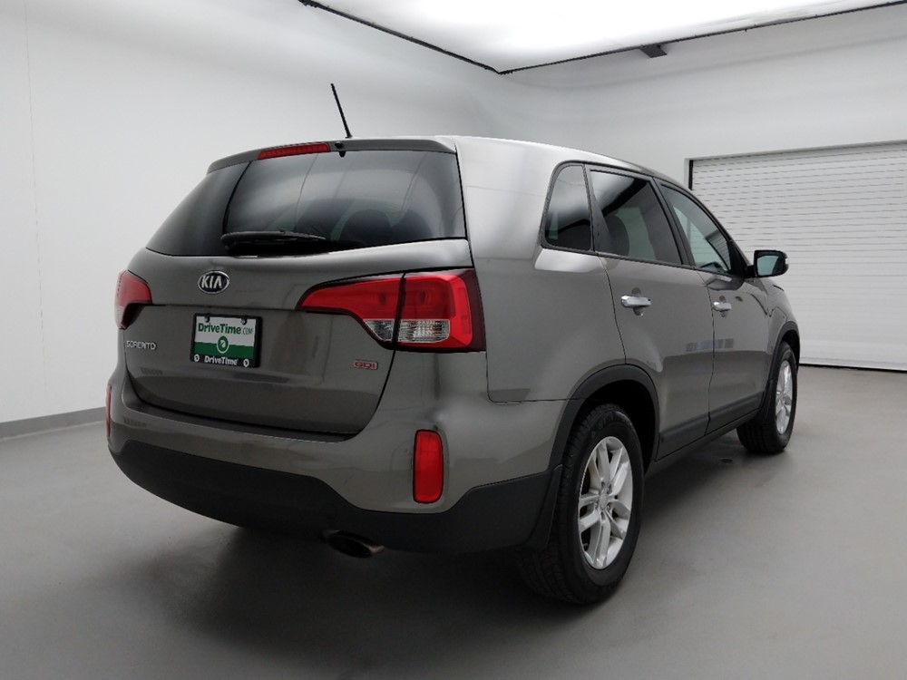 2015 Kia Sorento - Passenger Rear Bumper