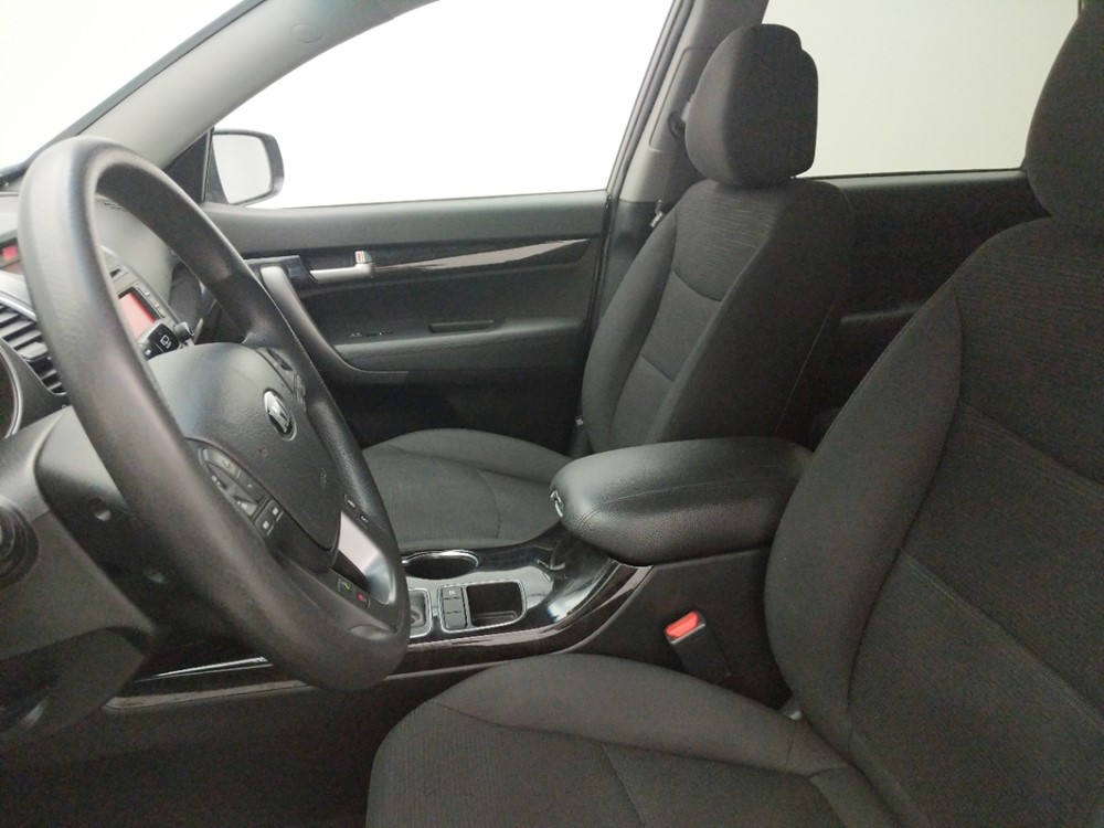2015 Kia Sorento - Driver Front Seat