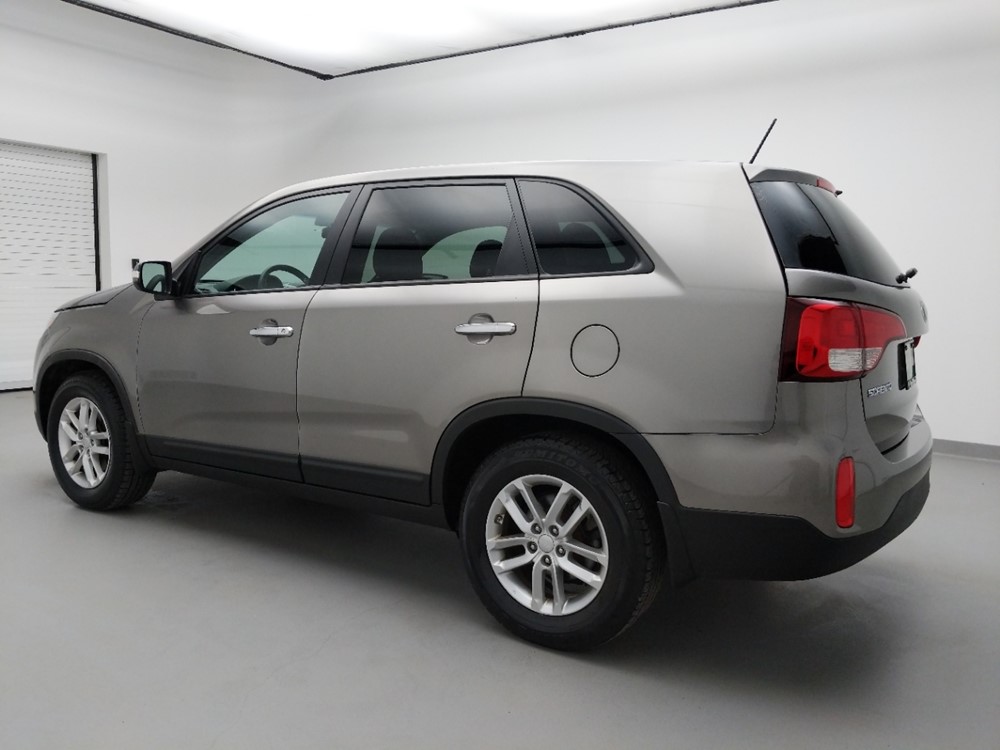 2015 Kia Sorento - Driver Rear Side