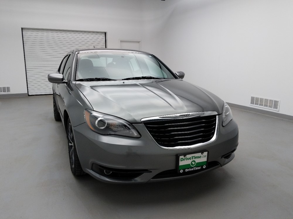 2013 Chrysler 200 - Passenger Front Hood